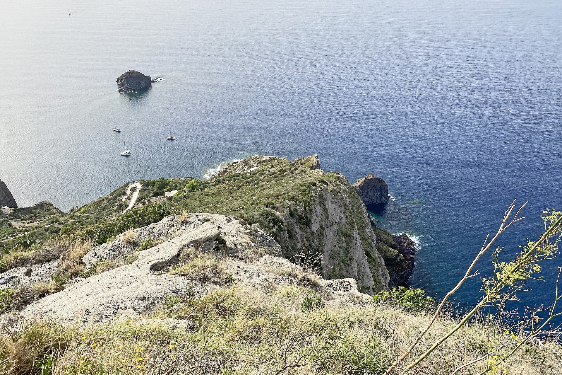 Salina, l'arco del Perciato