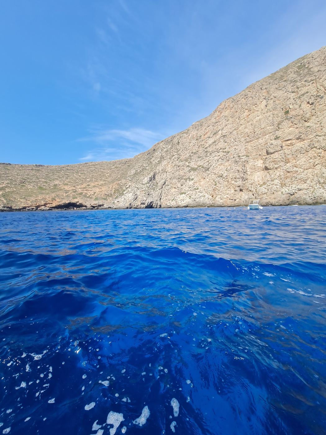 Marettimo, la costa — foto LUX